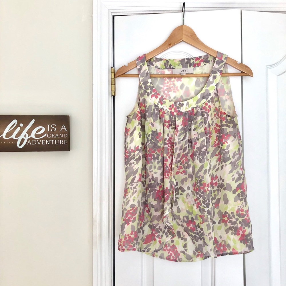 Loft summer top XS